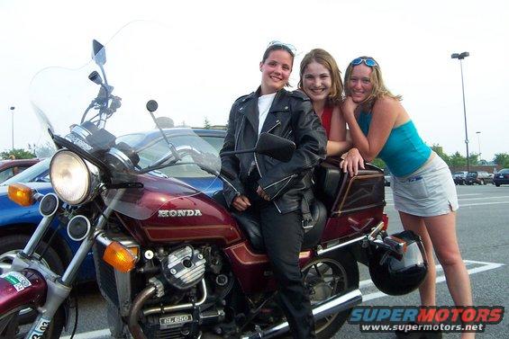 This was in 5/2002, two months after I bought the bike.  Rode up to see some friends in MD for the afternoon.