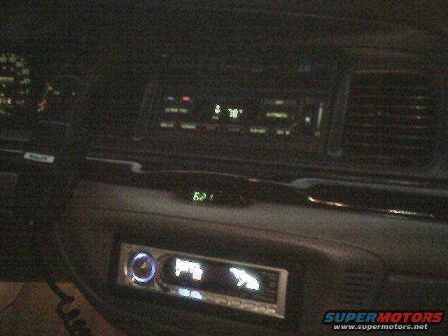1999 Ford Crown Victoria photo