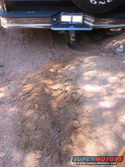 hitch-plow.jpg i can't cut it off till i have my new bumper. till then i will keep plowing trails