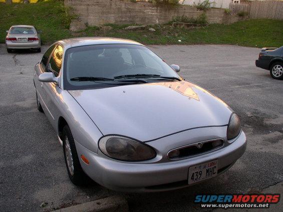 Silver 1996 Mercury Sable sedan, 3q-front view, license plate 439 MHC