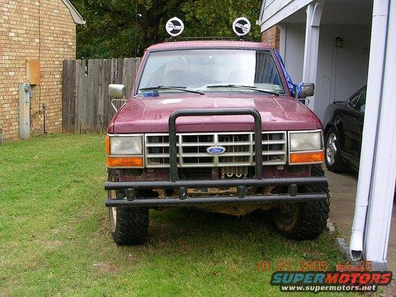 lights01.jpg ProComp 8" 130 Watt. Really bright....well worth it in my opinion!