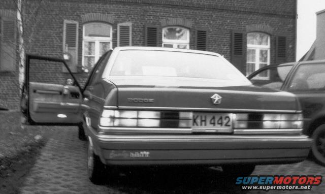 Dodge 600