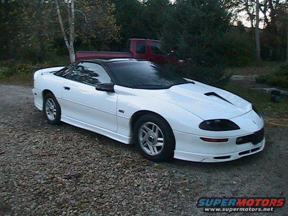 White 1996 Chevrolet Camaro, 3/4 front view