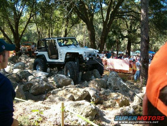 jeeptoberfest05-021.jpg 