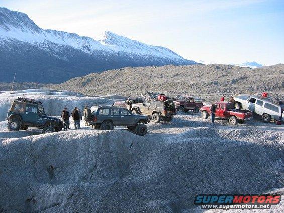 img_3027.jpg Group shot on the glacier.