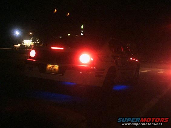 phto0002.jpg Cop car with neons. The black ones have multicolor LED's under them. Even the police are ridin' in style =))