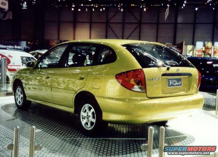 kia20rio2.jpg 