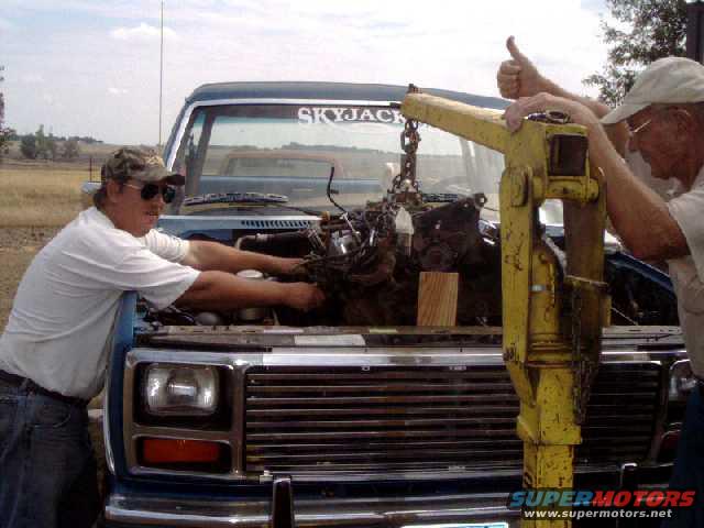 overhaul4.jpg pulling motor