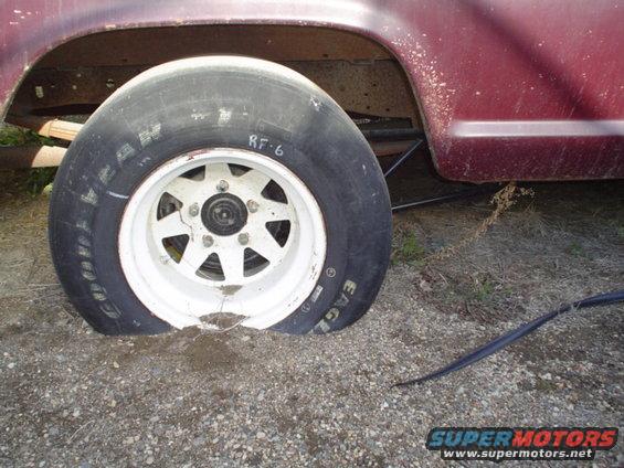 picture-043.jpg Goodyear racing slicks and ladder bars