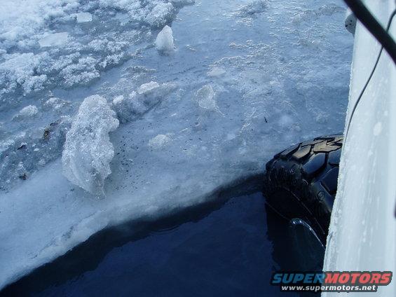 p1010120.jpg Tire against ice shelf