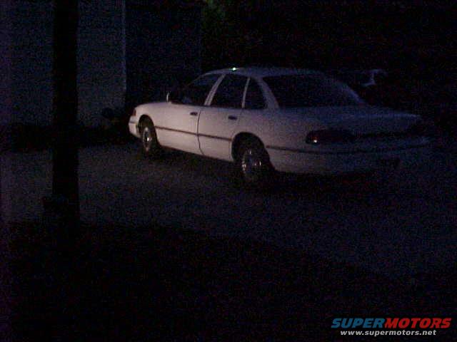 White 1993 Ford Crown Victoria sedan, 3q front view