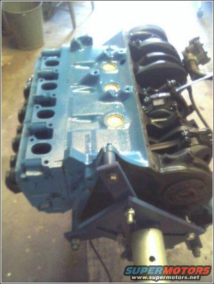Blue engine block and crankshaft assembly