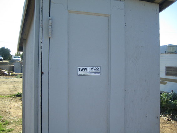 img_0407.jpg We stopped for Tacos ...
& I tagged their Out house..