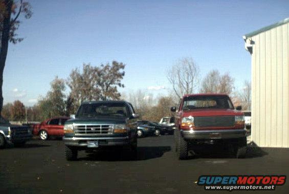 southern-4-x-4-group-pic-trucks-4.jpg Steve's daily driver and mine. 