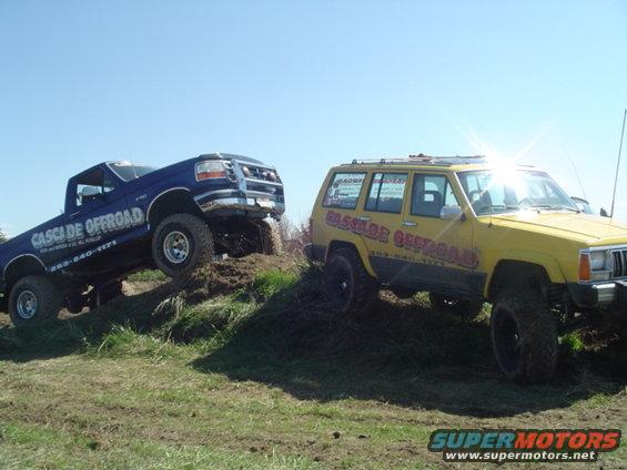 jeep4.jpg 93 F150 & 89 XJ