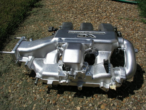 V6 DOHC 24-VALVE intake manifold, silver finish