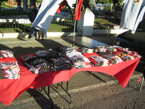 img_0277.jpg There were all sorts of shirts everywhere..
I brought home about 10 shirts