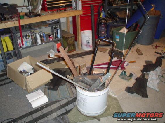 picture-055.jpg Scrap metal bucket