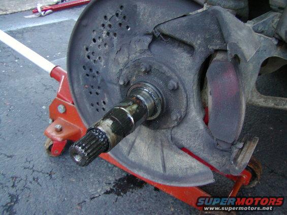 now just pull off the hub...be ready to catch the outer wheel bearing!