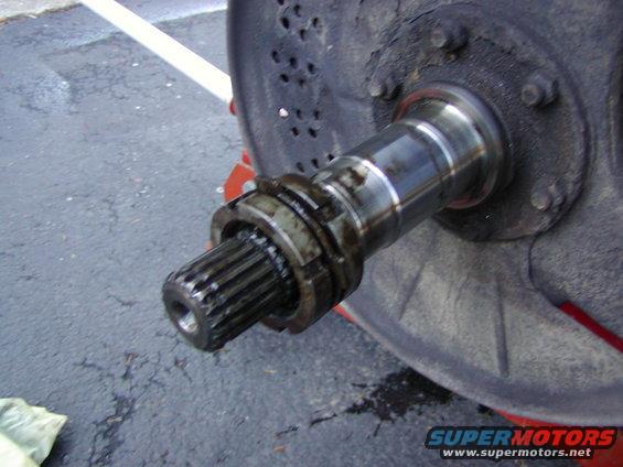 brakes-113005-024.jpg just for reference heres how those nuts go on there