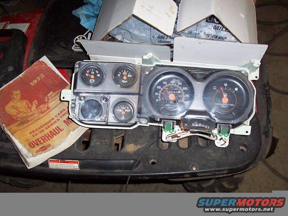 100_1241.jpg 1990 Suburban instrument cluster