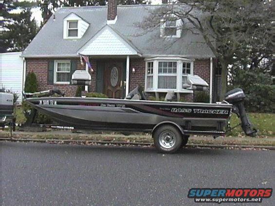 1999 Bass Tracker Pro Team 175
