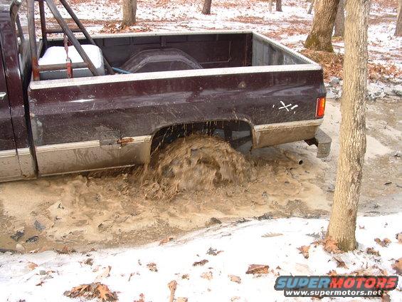 dan10.jpg hungup on the rears!!!