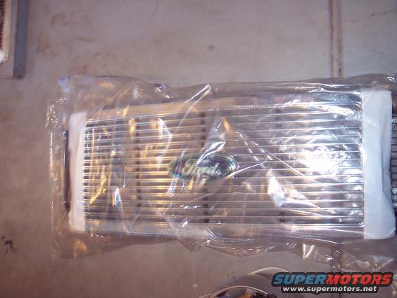 100_0447ny.jpg Extra picture incase you need to drool :D