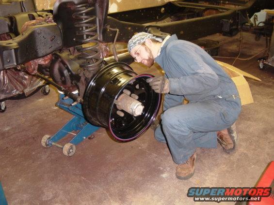 dsc00506.jpg New ARE 767's fit like a glove -- maybe 1/4" to spare.