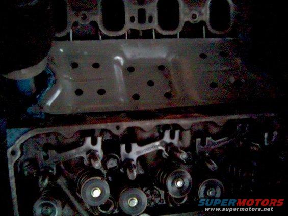 clevelands-029.jpg "turkey pan" intake gasket converted to heat/splash shield