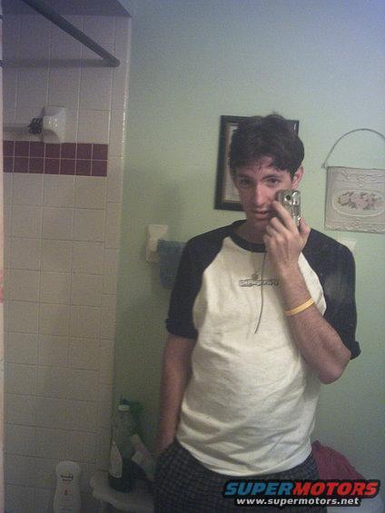 mecamera1.jpg 