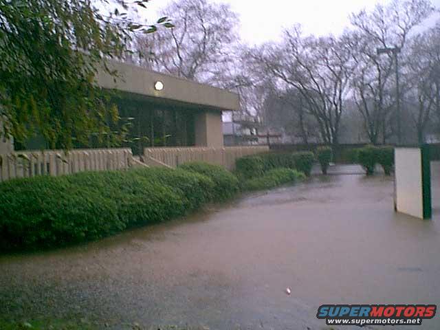 oldchurchoffice.jpg here is the office buildings. the water is to the doors.