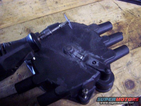 000_0035.jpg STEP 2: use cutting wheel to remove the power bar cut a square out.