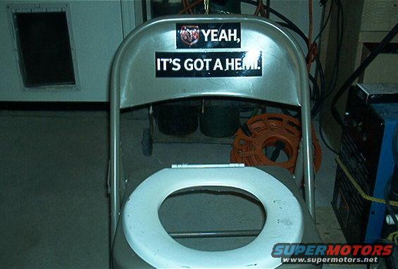 im000590.jpg Yeah, it's got a hemi.