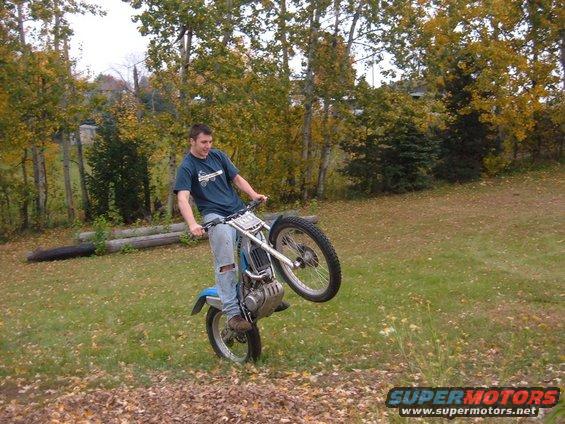 paul-jr-high-wheelie.jpg 