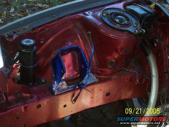 pass side of bay with powder coated mount bracket. notice no lines or wires. super clean.