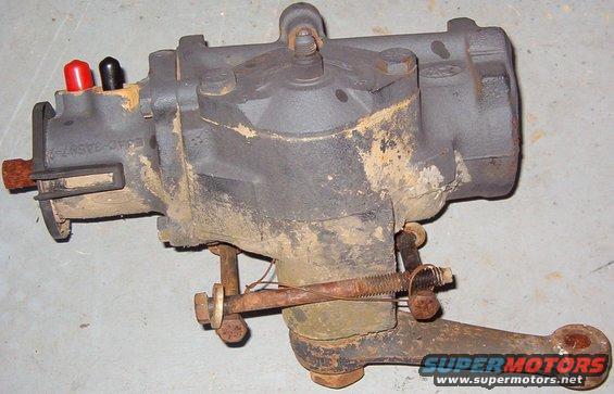 steeringbox96.jpg SOLD Steering Gear Box from '96 Bronco with ~65Kmi.  No ID tag, no leaks, no damage.