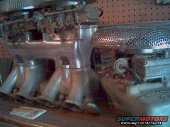 01_08_06_1525.jpg Offy Turbo-Thrust Power-Port , "for marine use only" tunnel ram with dual and single carb top halves