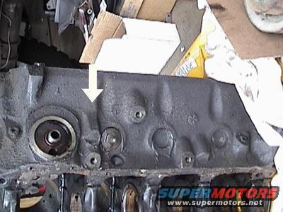 fmxdrvr.jpg 400 FMX, this side has only one mount boss for the Cleveland/Windsor mount