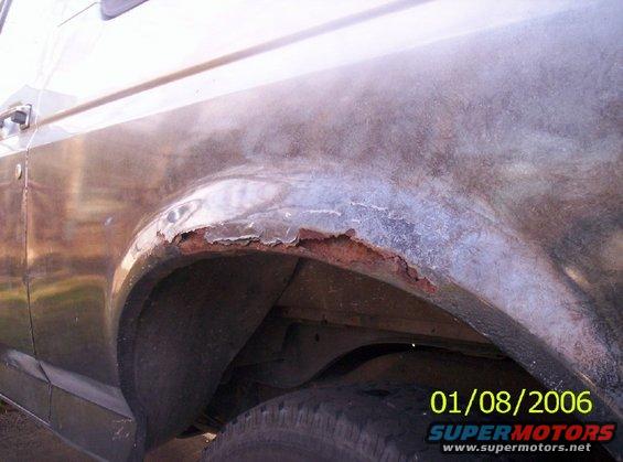 ds-quarter-lip.jpg Rusted Area