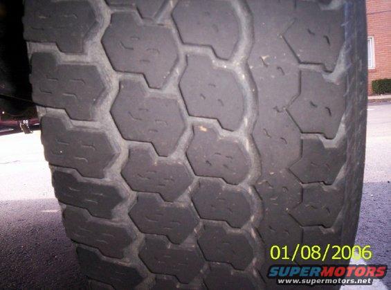 tire-tread-close.jpg 