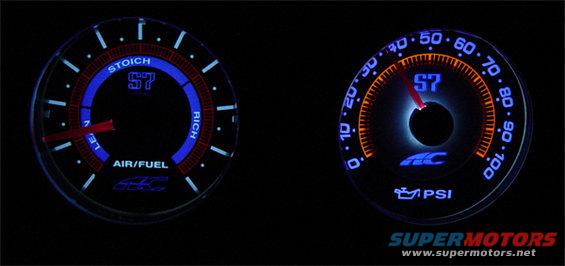 Air/Fuel and PSI gauges with blue and orange glowing numbers and needles