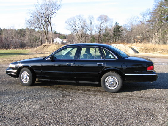 96crownvic-006.jpg 