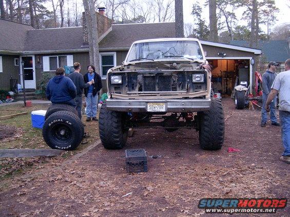 front clip loosely fitted