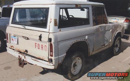 67-bronco1-001.jpg One more of the side.