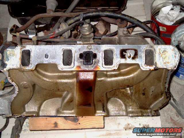 edlintake3.jpg underside of EDL 3783 intake