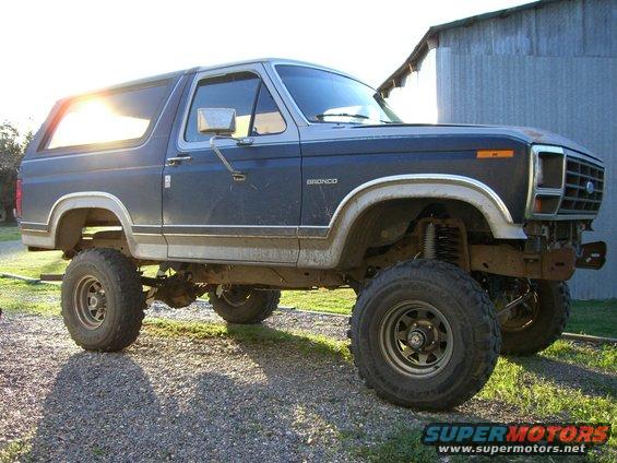 cimg0054.jpg Just home with a new 6" suspension lift
Regeared from 3.08:1 to 4.56:1
Detroit locker Front/Rear