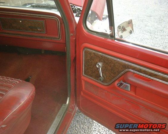 Red interior with wood grain trim and vinyl seats, 1978 Ford Bronco