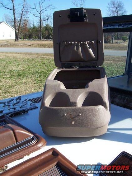 5th-gen-console.jpg Came from a 5th gen Bronco. I got it because it has real cup holders unlike the stock one on my 78.  