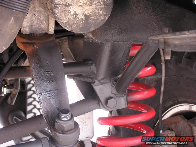 andrew-093.jpg Rockkrawler Suspensions trackbar drop modified